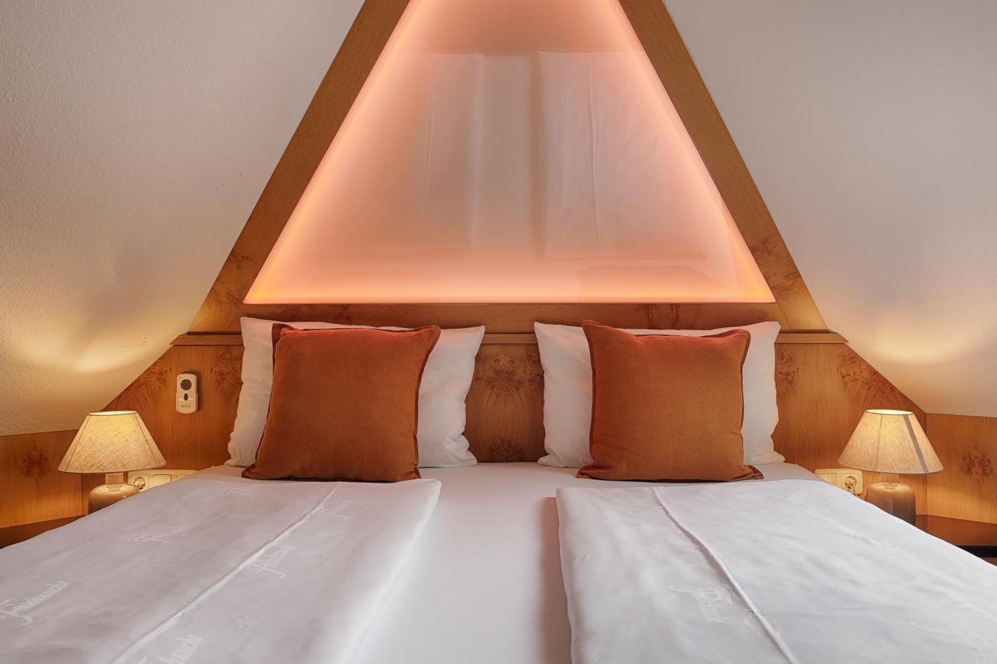 Hotel Fischzucht In Wuerzburg ภายนอก รูปภาพ