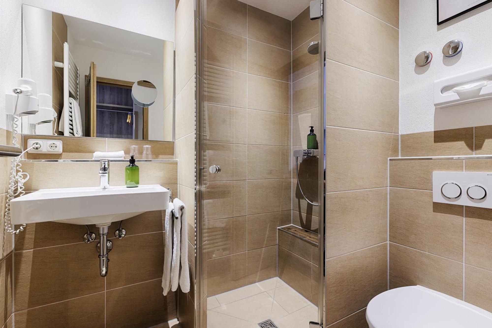 Hotel Fischzucht In Wuerzburg ภายนอก รูปภาพ